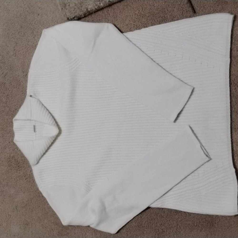 Elie Tahari Elegant, 100% Cashmere Cream Women's Sweater♥️HP